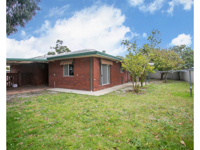 26 Baker Court, Langford WA 6147