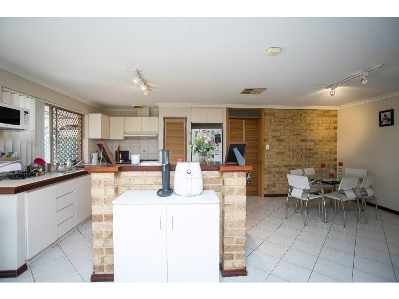 9 Kilver Mews, Kiara WA 6054