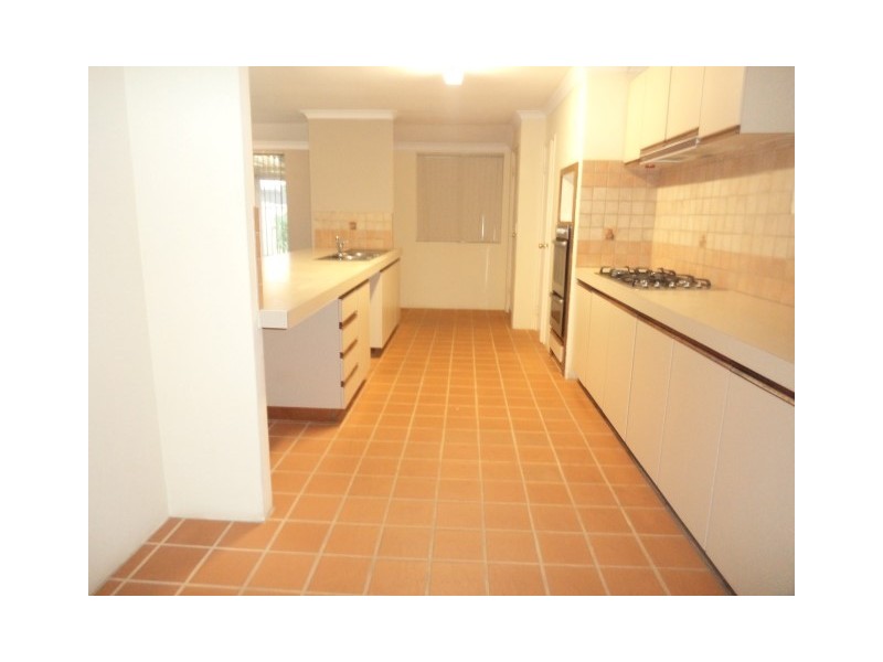 21 Desault Cove, Ballajura WA 6066