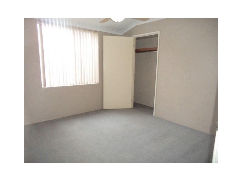 21 Desault Cove, Ballajura WA 6066