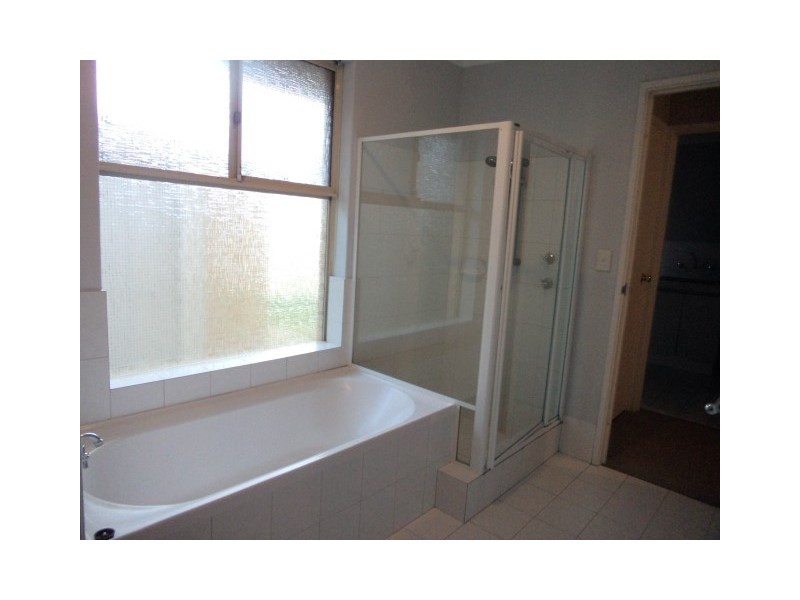 21 Desault Cove, Ballajura WA 6066