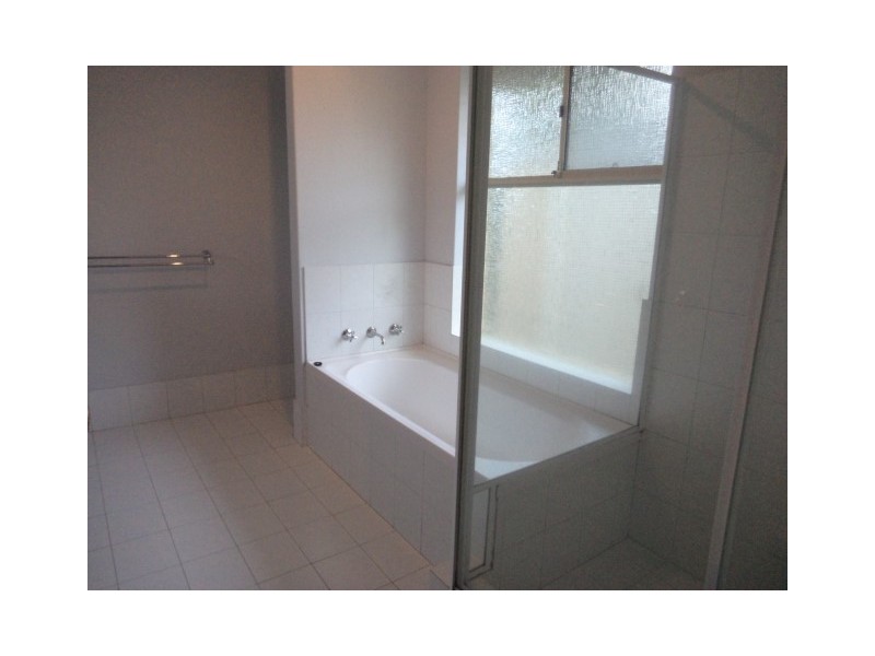 21 Desault Cove, Ballajura WA 6066