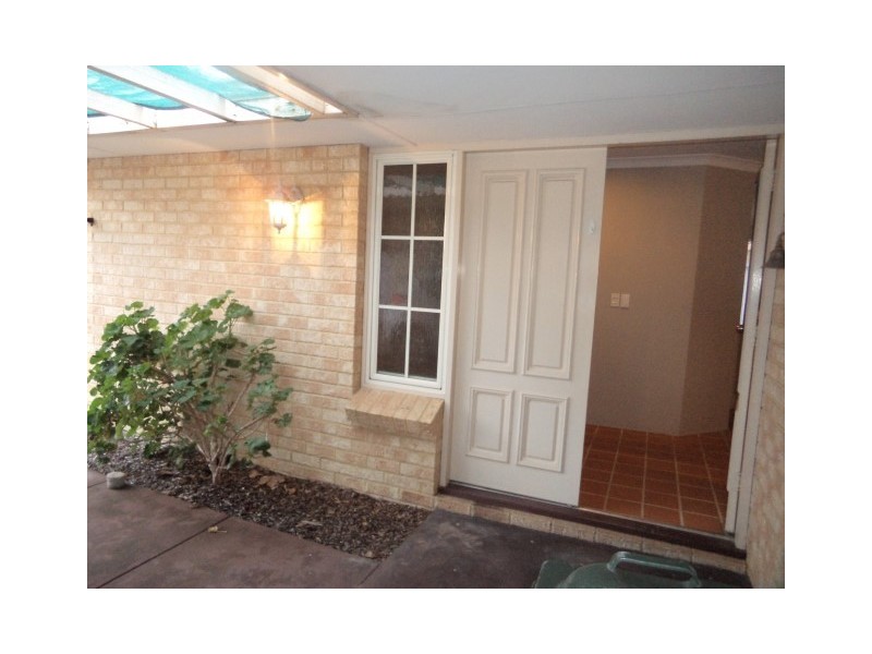 21 Desault Cove, Ballajura WA 6066