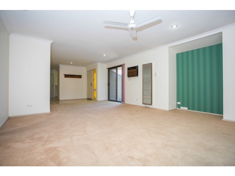 8 Pepper Close, Ballajura WA 6066