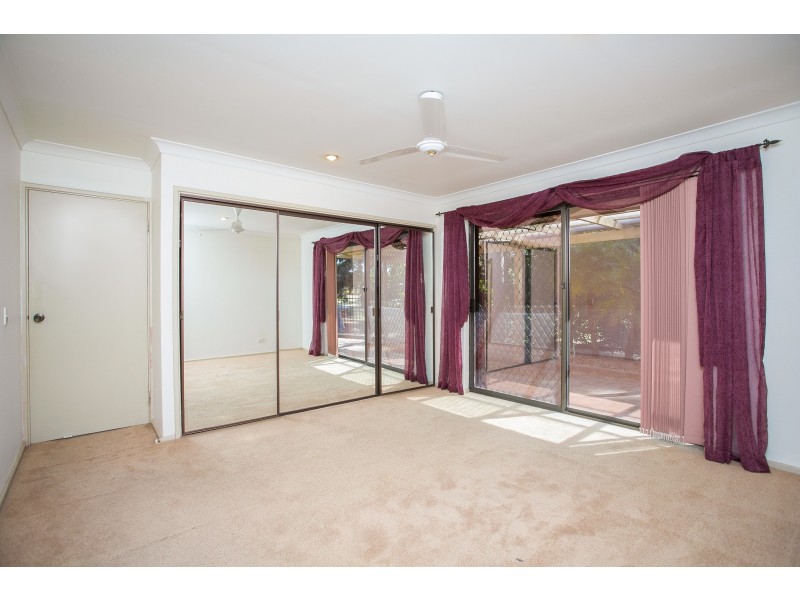 8 Pepper Close, Ballajura WA 6066