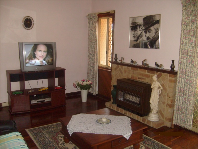 29 Hassett Street, Cloverdale WA 6105