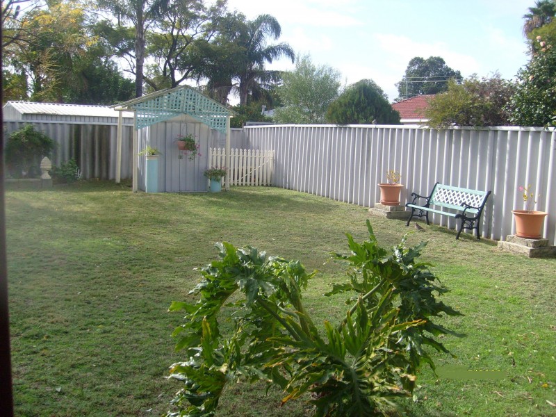 29 Hassett Street, Cloverdale WA 6105