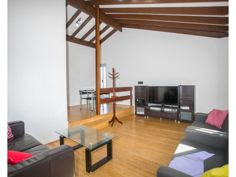 95 Hamilton Street, Cannington WA 6107