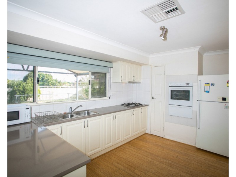 95 Hamilton Street, Cannington WA 6107