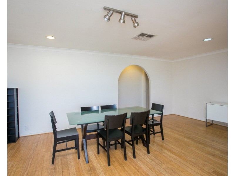 95 Hamilton Street, Cannington WA 6107