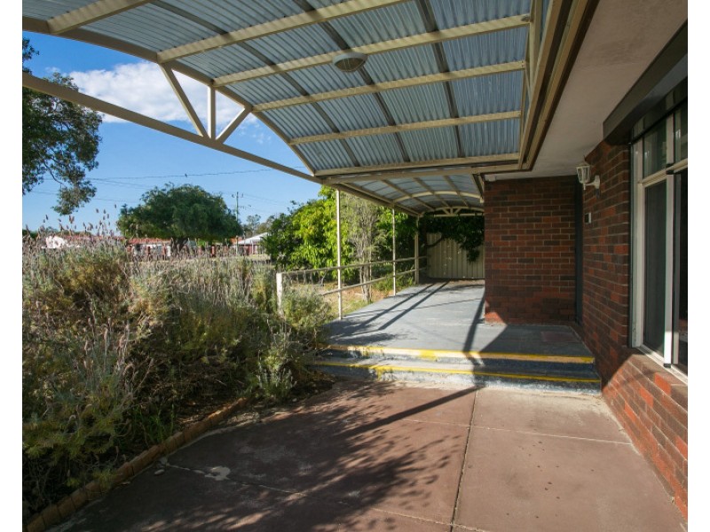 95 Hamilton Street, Cannington WA 6107