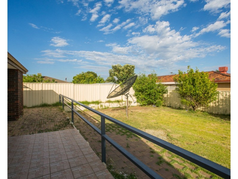 95 Hamilton Street, Cannington WA 6107