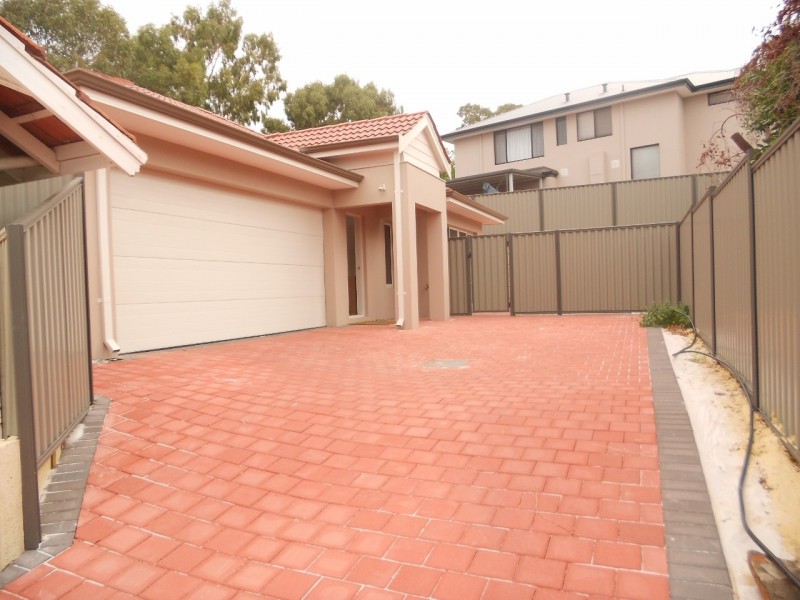 16A Priestley Street, Embleton WA 6062