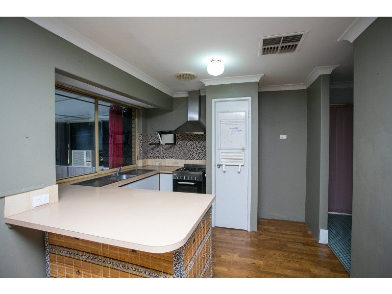 6 Danube Avenue, Beechboro WA 6063