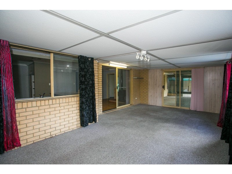 6 Danube Avenue, Beechboro WA 6063