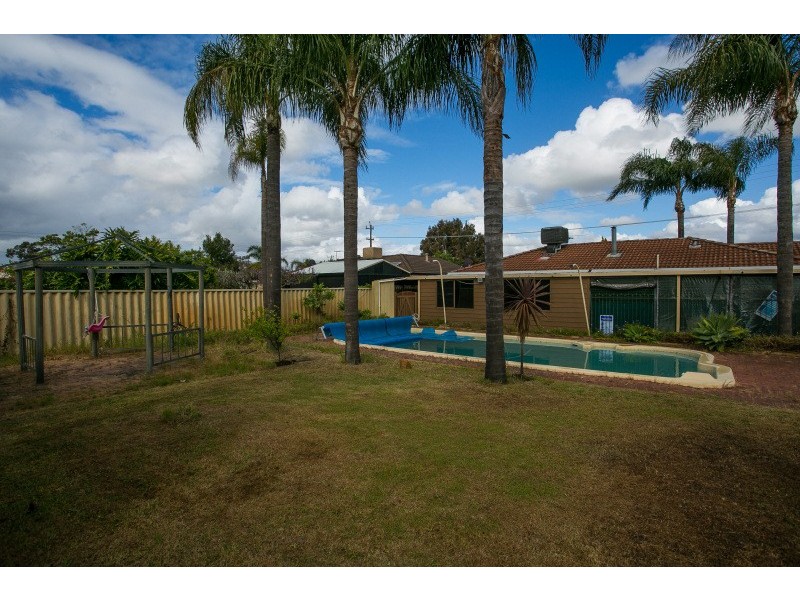 6 Danube Avenue, Beechboro WA 6063