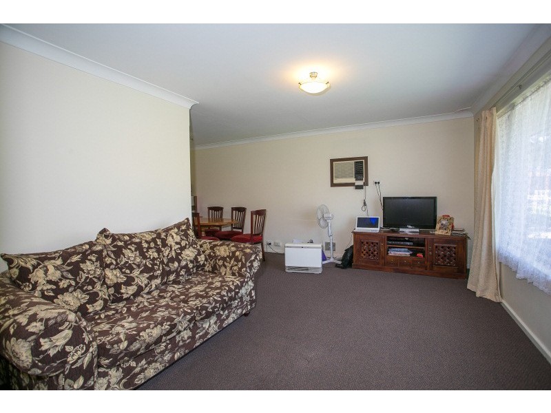 8 McLeish Place, Thornlie WA 6108