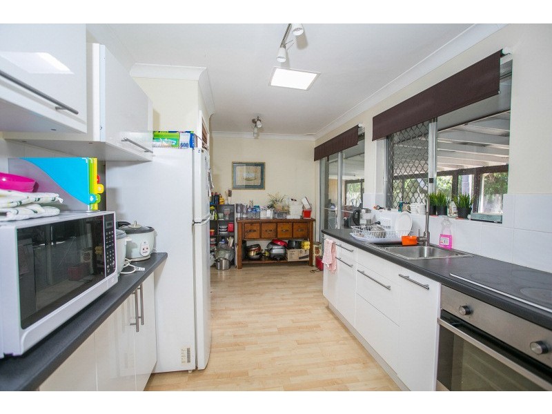 8 McLeish Place, Thornlie WA 6108