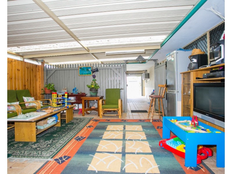 10 Pikes Close, Caversham WA 6055