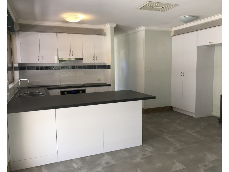 17 Maranon Crescent, Beechboro WA 6063