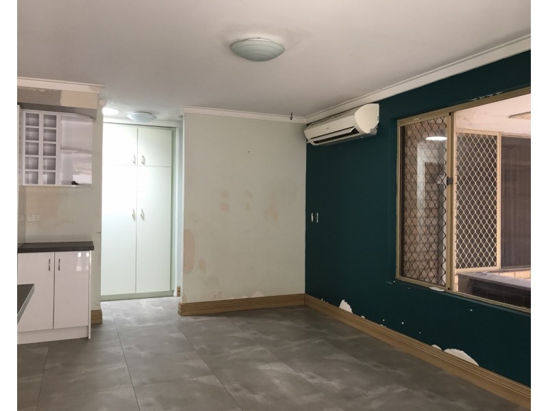 17 Maranon Crescent, Beechboro WA 6063