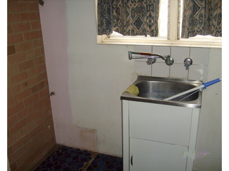 8 Southgate Road, Langford WA 6147