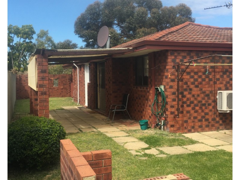 9B Barlee Way, Beechboro WA 6063