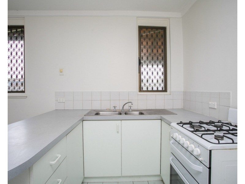 16 Scanlon Way, Lockridge WA 6054