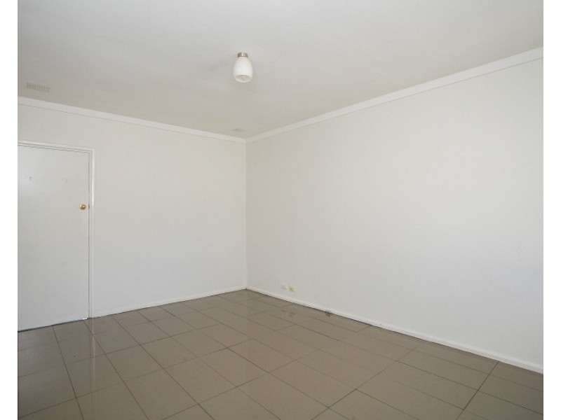 16 Scanlon Way, Lockridge WA 6054