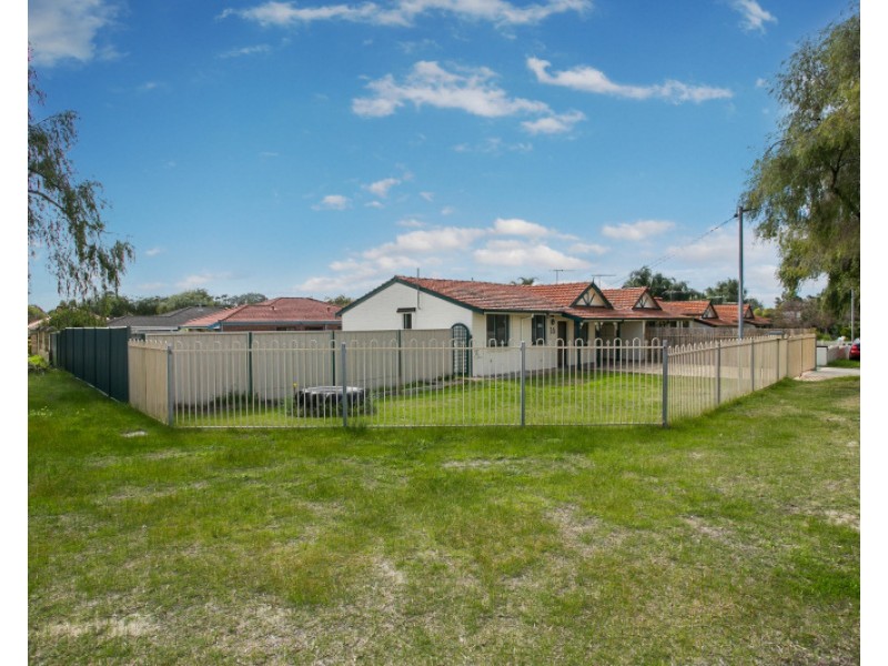 16 Scanlon Way, Lockridge WA 6054