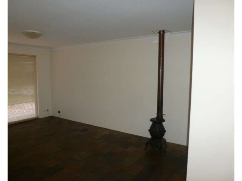 10 Monstera Court, Alexander Heights WA 6064