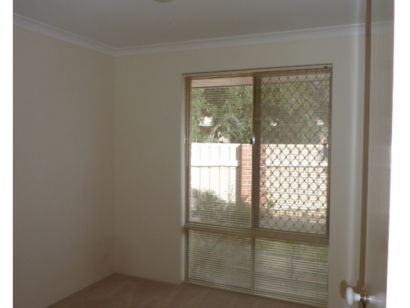 10 Monstera Court, Alexander Heights WA 6064