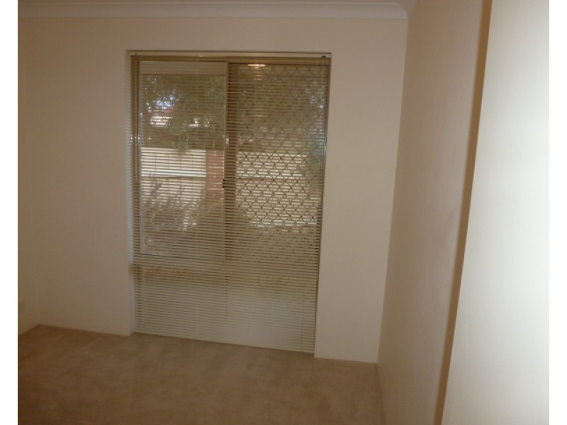 10 Monstera Court, Alexander Heights WA 6064