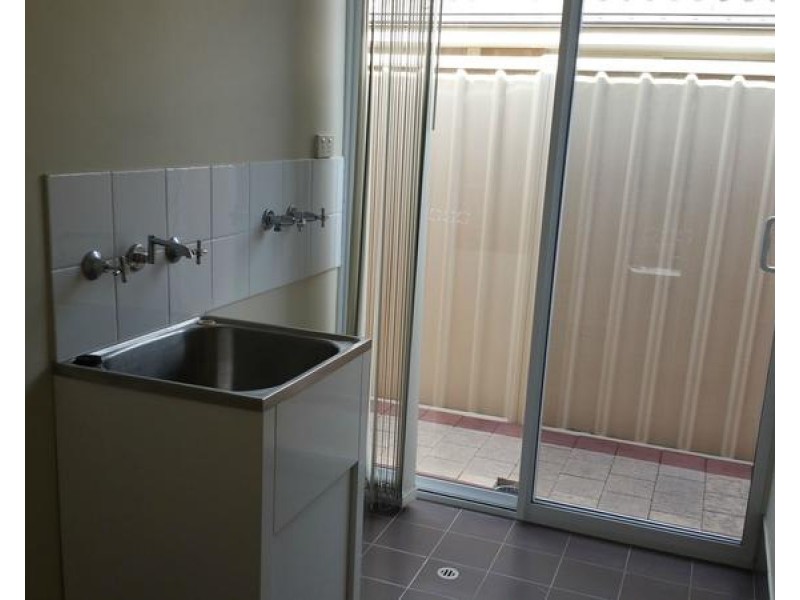 14/39 Barfield Road, Hammond Park WA 6164