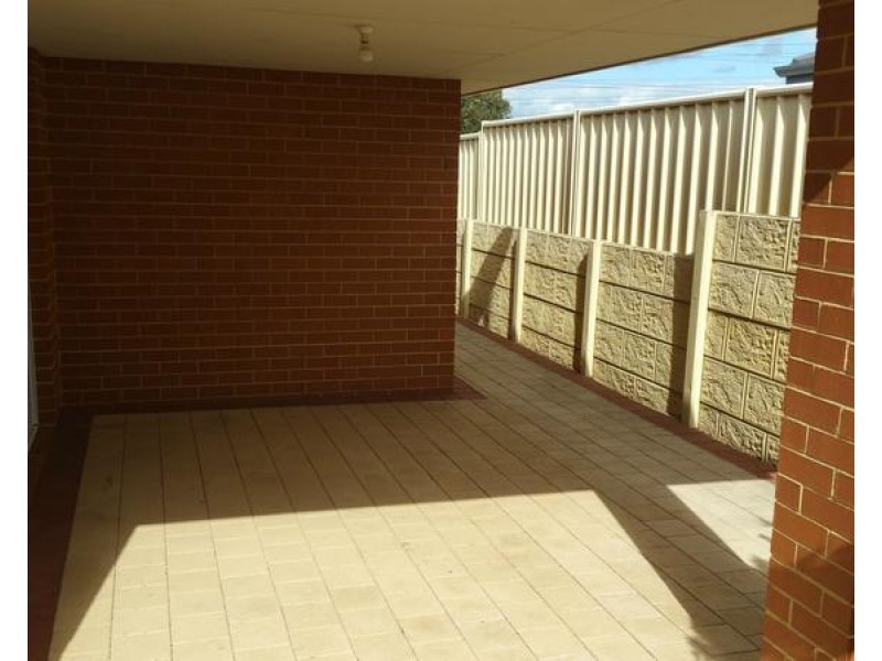 14/39 Barfield Road, Hammond Park WA 6164