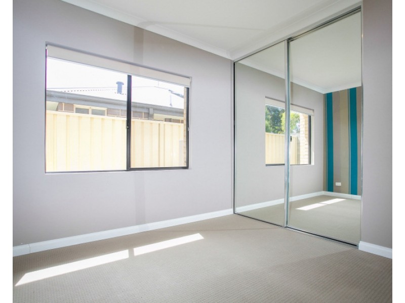 7/26 Charnley Bend, Success WA 6164