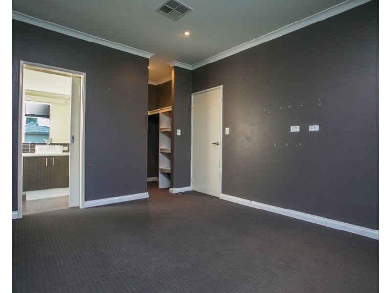 7/26 Charnley Bend, Success WA 6164