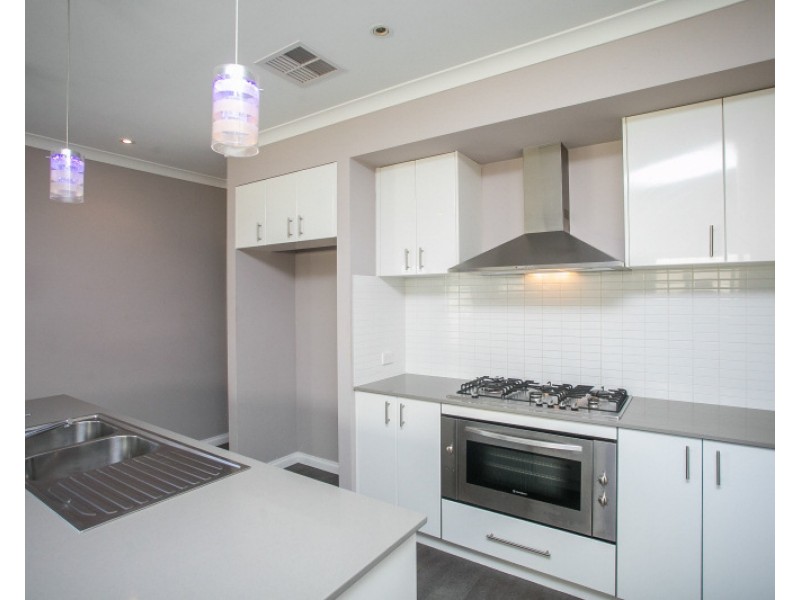 7/26 Charnley Bend, Success WA 6164