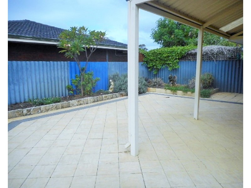 17A Faulkner Way, Eden Hill WA 6054