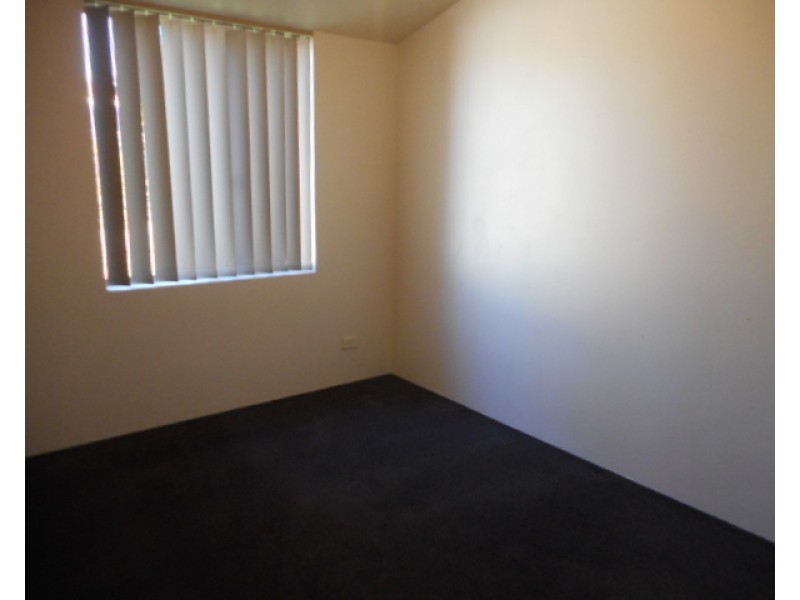 8 Brookside Gardens, Caversham WA 6055