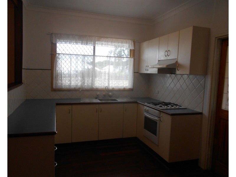 21 Priestley Street, Embleton WA 6062