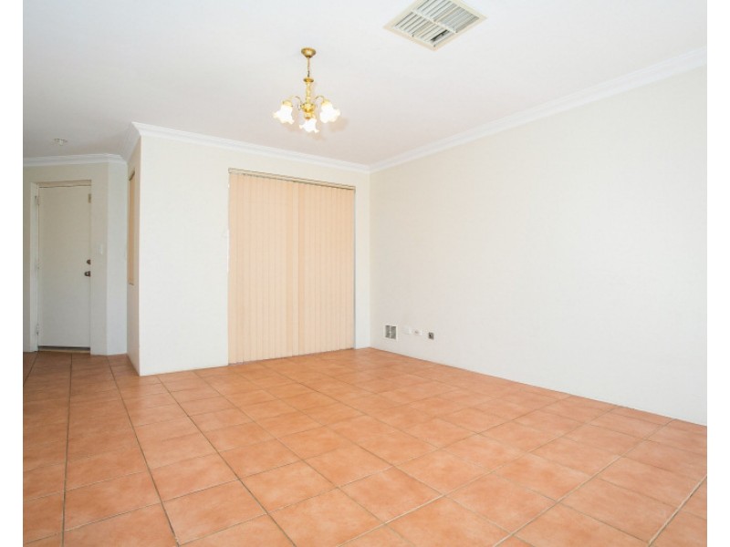 2/83 Station Street, Cannington WA 6107