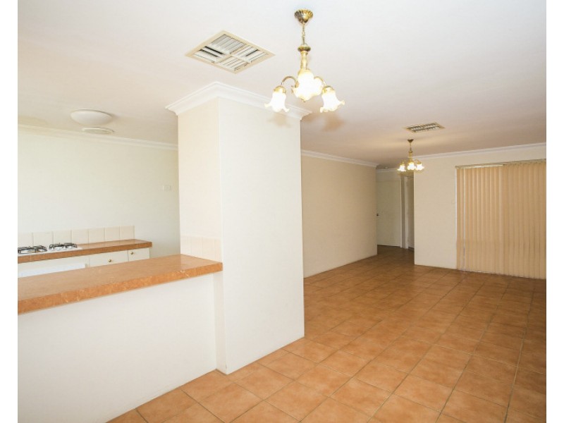 2/83 Station Street, Cannington WA 6107