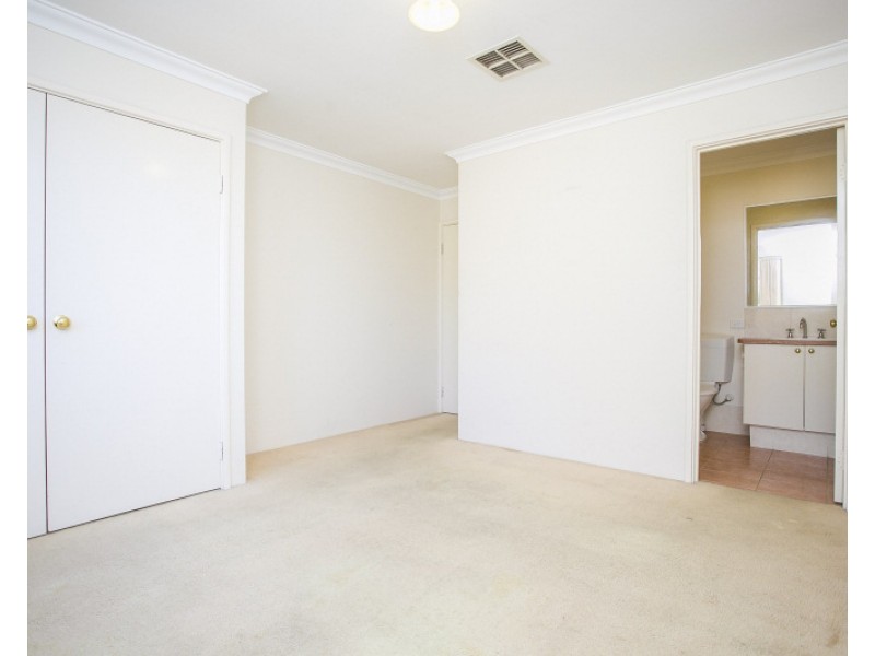 2/83 Station Street, Cannington WA 6107