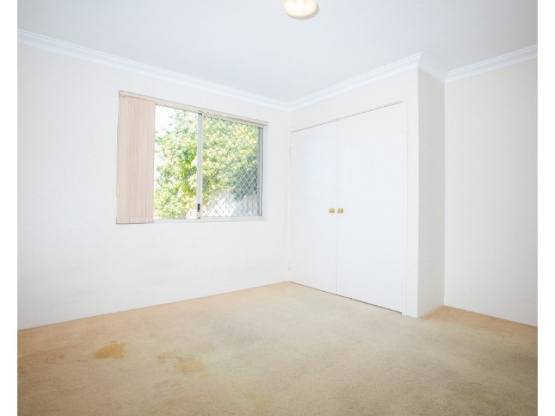 2/83 Station Street, Cannington WA 6107