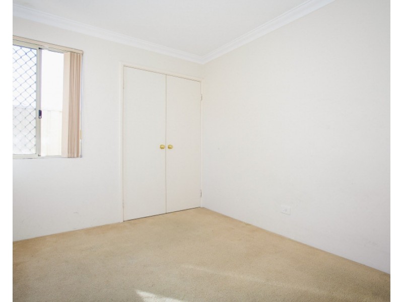 2/83 Station Street, Cannington WA 6107