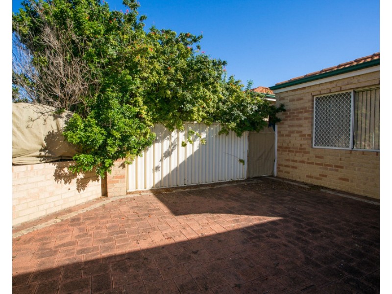 2/83 Station Street, Cannington WA 6107