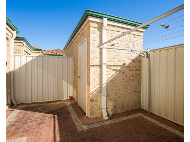 2/83 Station Street, Cannington WA 6107