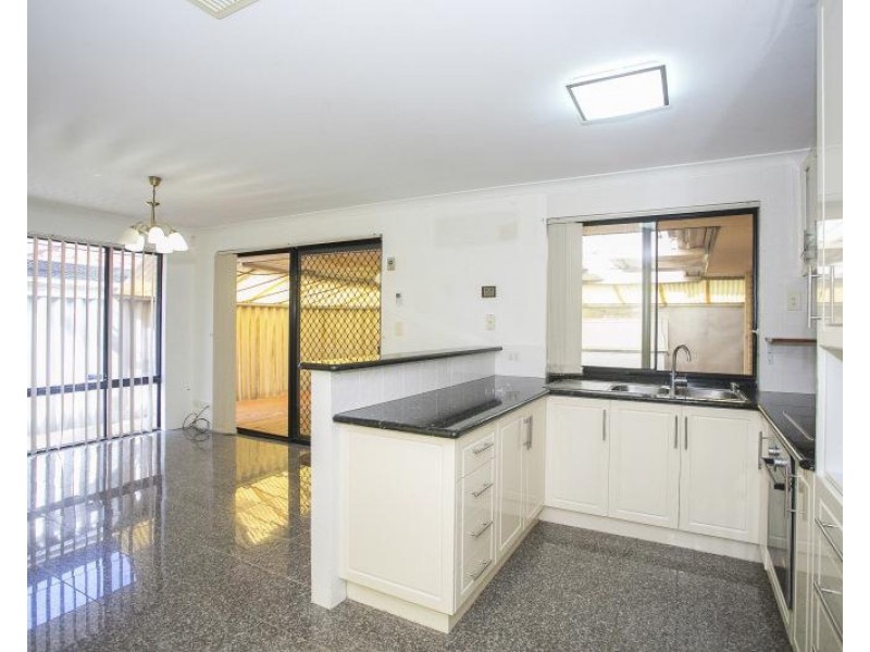 39 Bates Loop, Lockridge WA 6054