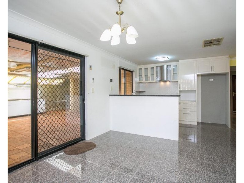 39 Bates Loop, Lockridge WA 6054